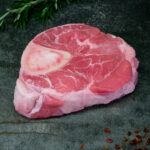 Zartes regionales Ossobuco vom Kalb für die gehobene Gastronomie bei Gezer.