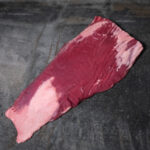 Australisches Flanksteak, fachgerecht pariert auf einer Schieferplatte präsentiert für Gezer Kunden.